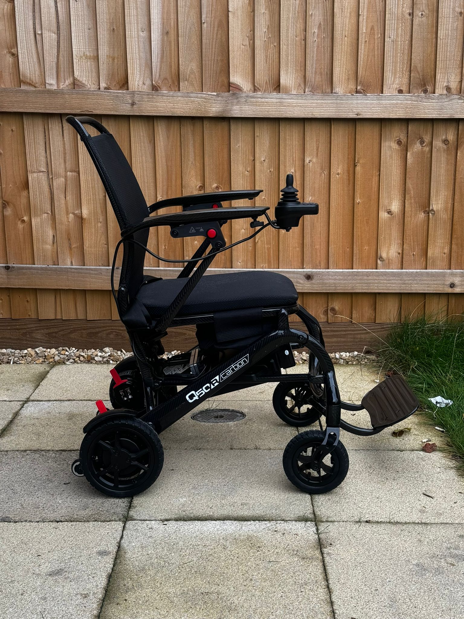 Quickie Q50R Carbon folding electric wheelchair UK – front view